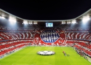 开云体育下载-欧冠决赛焦点战，马德里竞技鏖战瑞典，铁血意志铸就传奇