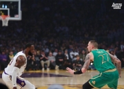 开云在线直播-加拿大男篮险胜凯尔特人B队，加里纳利制霸全场的简单介绍