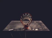 开云体育在线-英超争冠之夜，三笘薰的非决定性完美，当东方美学照亮现代足球的功利深渊