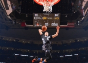 开云体育中国官网-赛道上的逆袭，周冠宇扛起索伯车队，完胜雷诺的团队奇迹