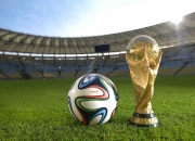 开云体育入口-威廉姆斯绝地反击险胜雷诺，诺里斯领军迈凯伦再创辉煌