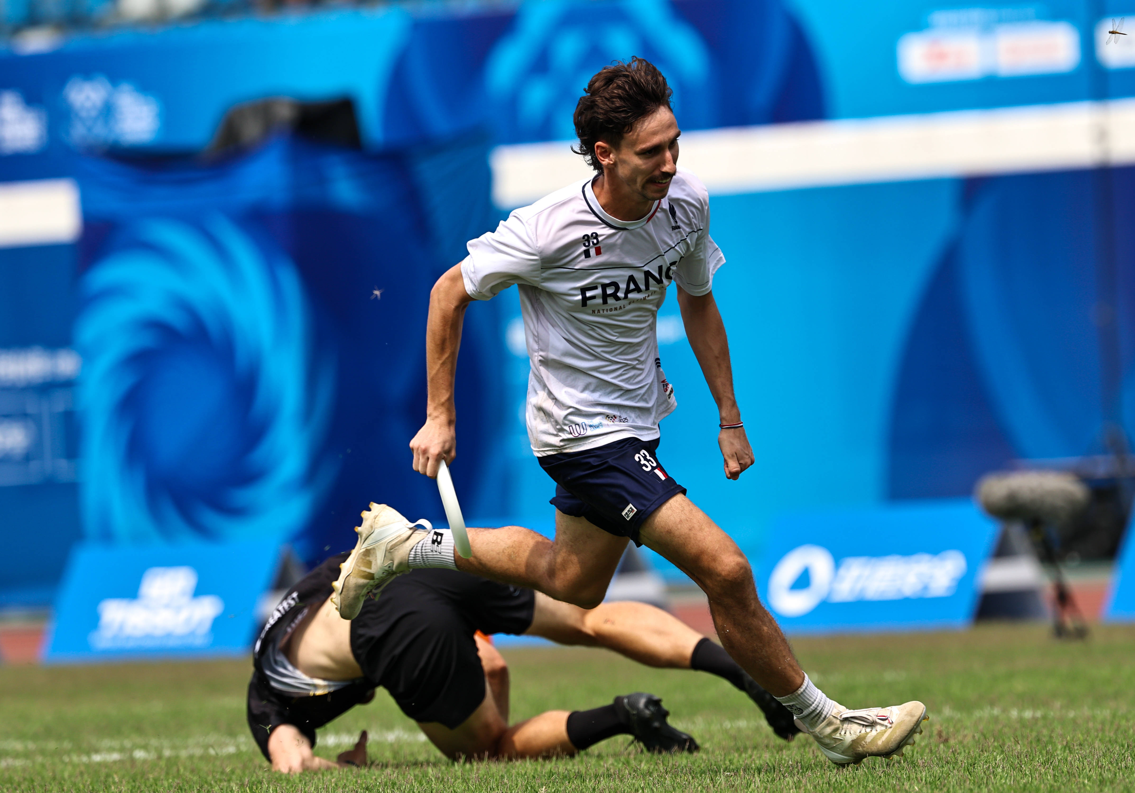 高难度动作惊艳全场,法国偶像斩获铜牌的简单介绍 高难度动作惊艳全场,法国偶像斩获铜牌的简单介绍