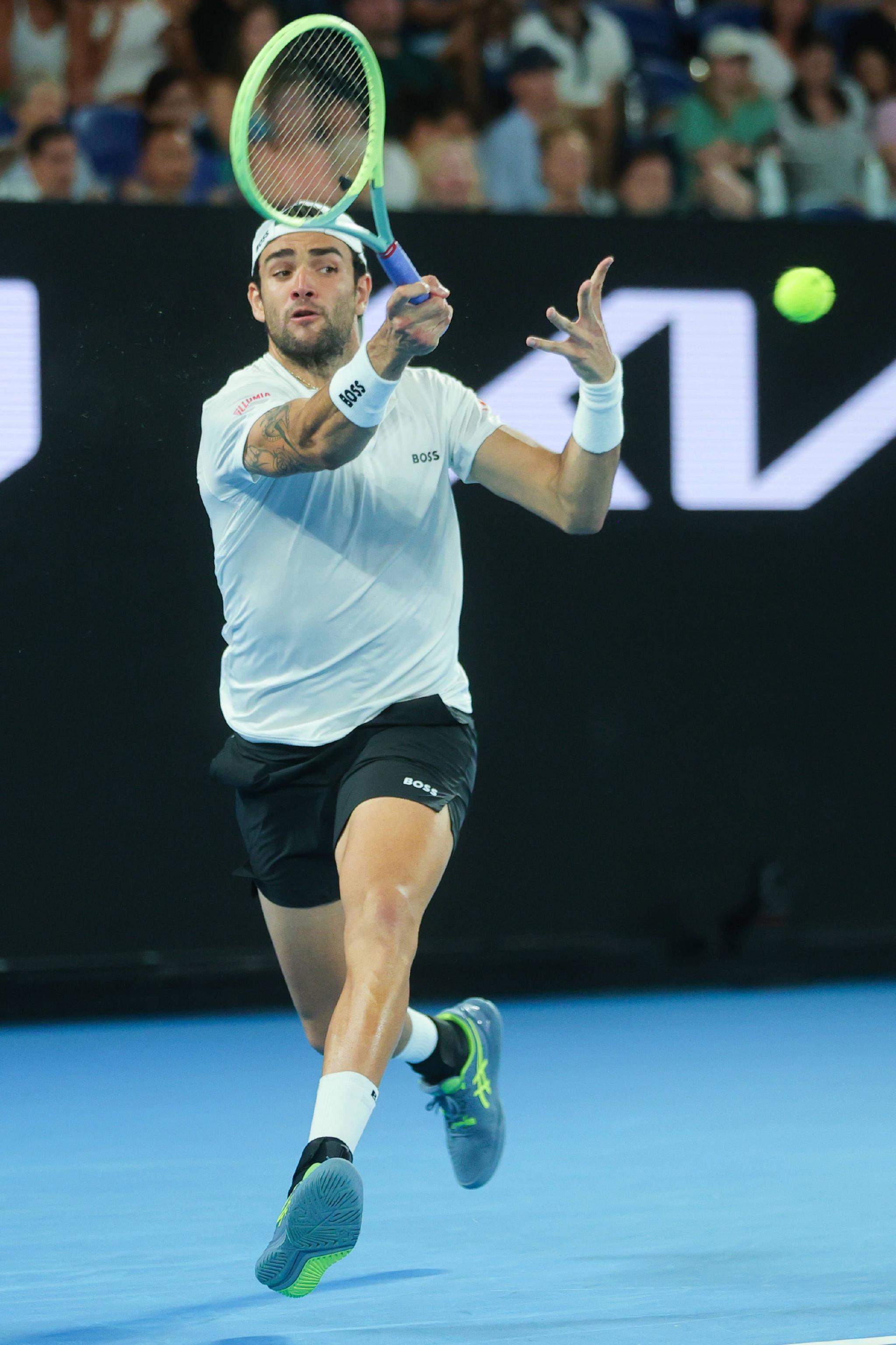 英国网球队完胜意大利网球队,穆雷制霸全场的简单介绍 英国网球队完胜意大利网球队,穆雷制霸全场的简单介绍