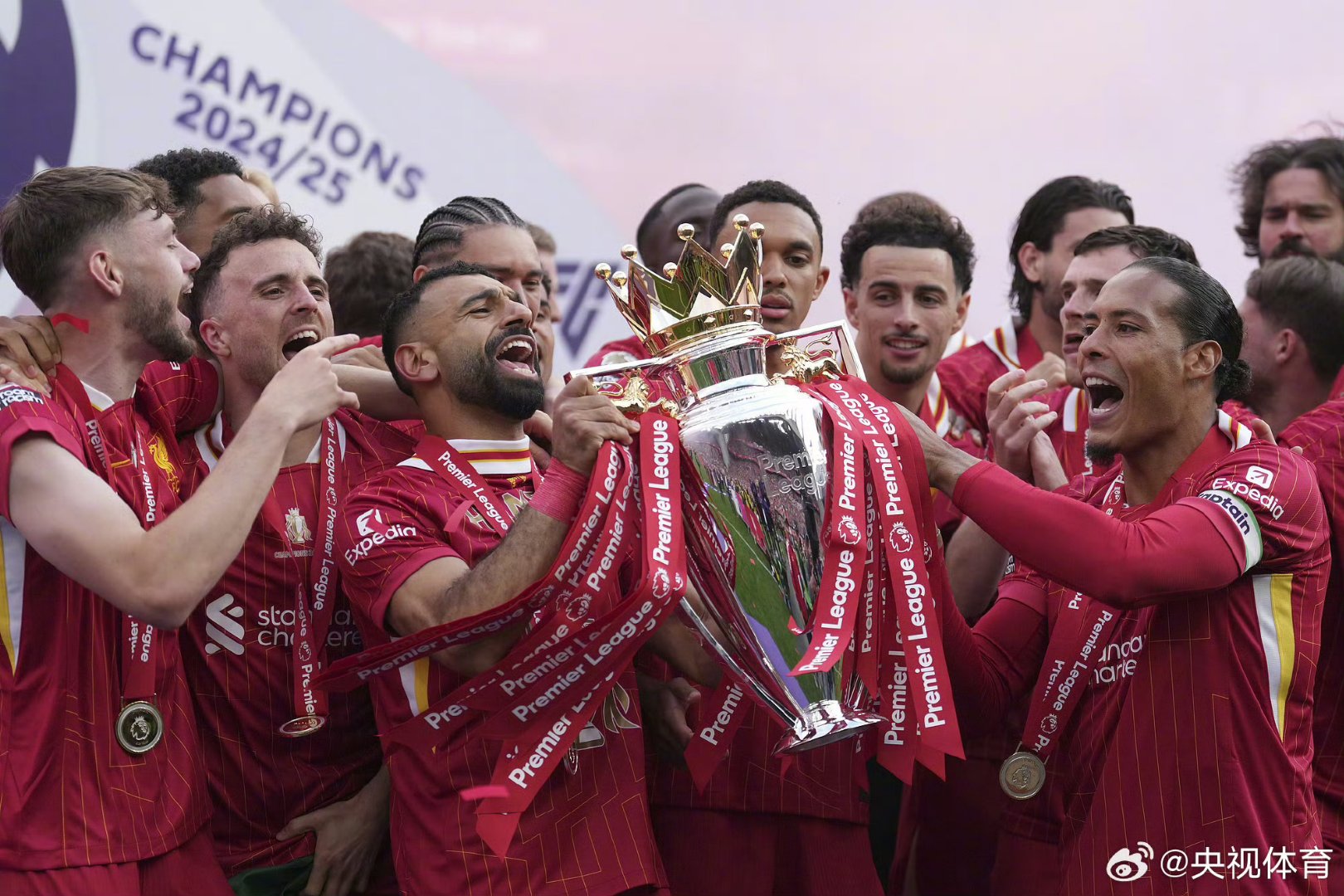 曼城英超夺冠,焦点转向欧冠夺冠机会 曼城英超夺冠,焦点转向欧冠夺冠机会