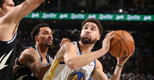 山东队险胜雄鹿,克莱刷新纪录 山东队险胜雄鹿,克莱刷新纪录