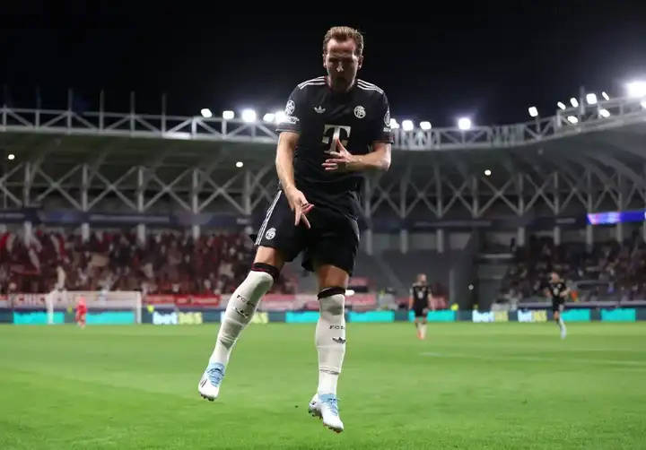 包含拜仁在主场表现出色勇夺三分的词条