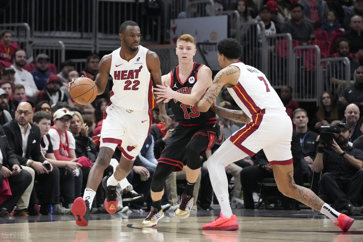 塞尔维亚男篮血洗热火，哈里斯三分雨点燃全场的简单介绍