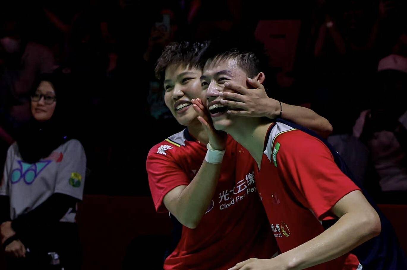 德国队横扫印度队,郑思维带队取胜 德国队横扫印度队,郑思维带队取胜