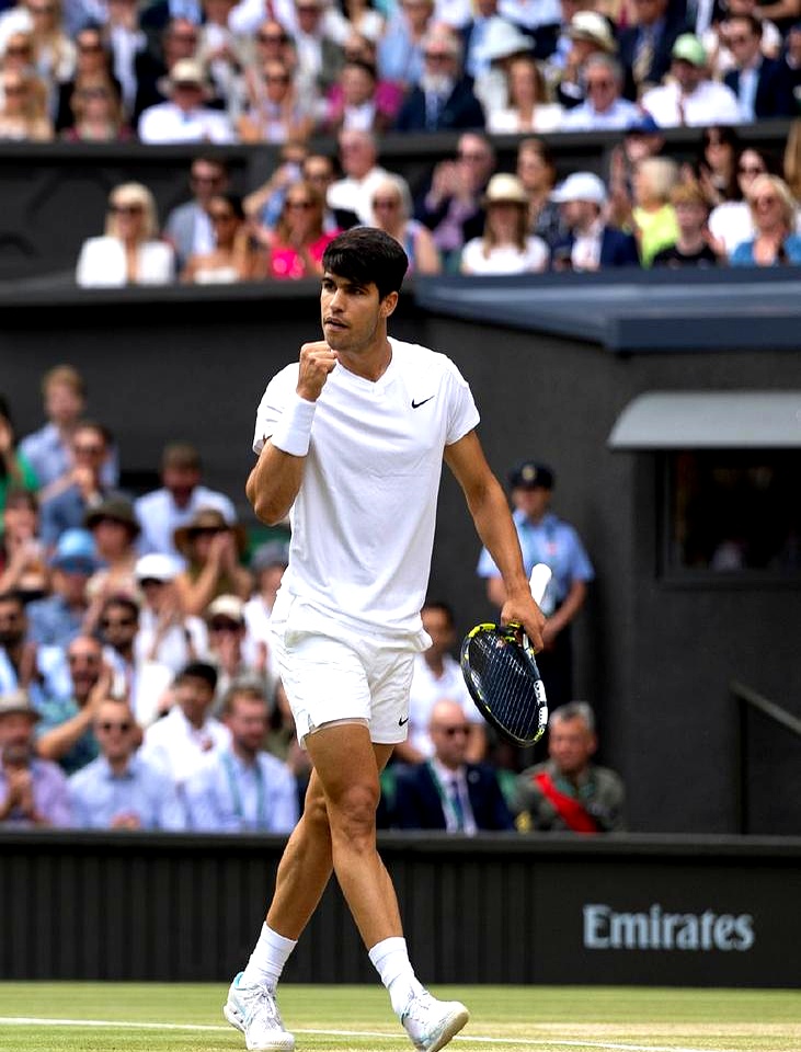 意大利网球队力克法国网球队,阿尔卡拉斯爆发神勇 意大利网球队力克法国网球队,阿尔卡拉斯爆发神勇