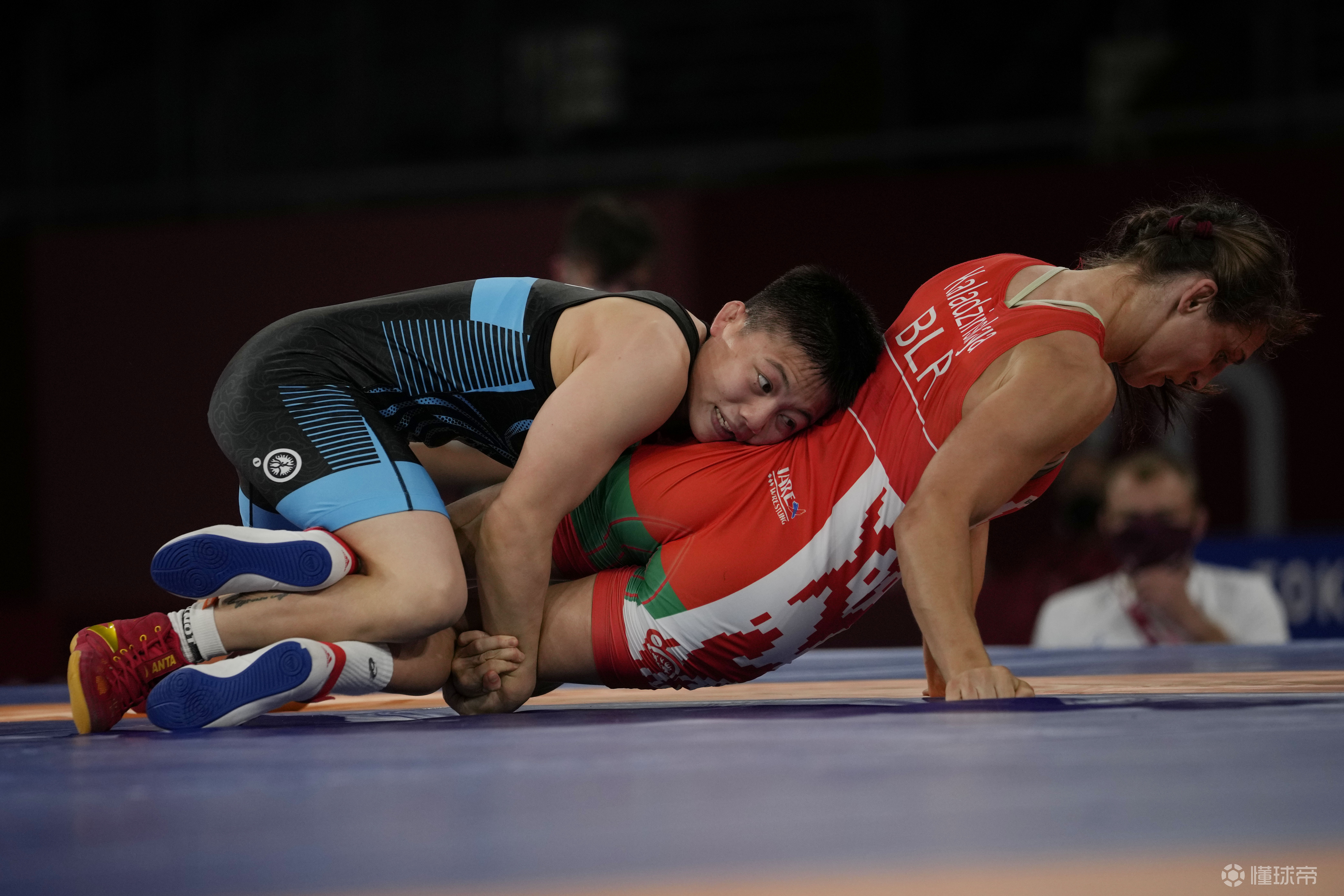 包含比利时乒乓球队血洗法国乒乓球队,波尔制霸全场的词条 包含比利时乒乓球队血洗法国乒乓球队,波尔制霸全场的词条