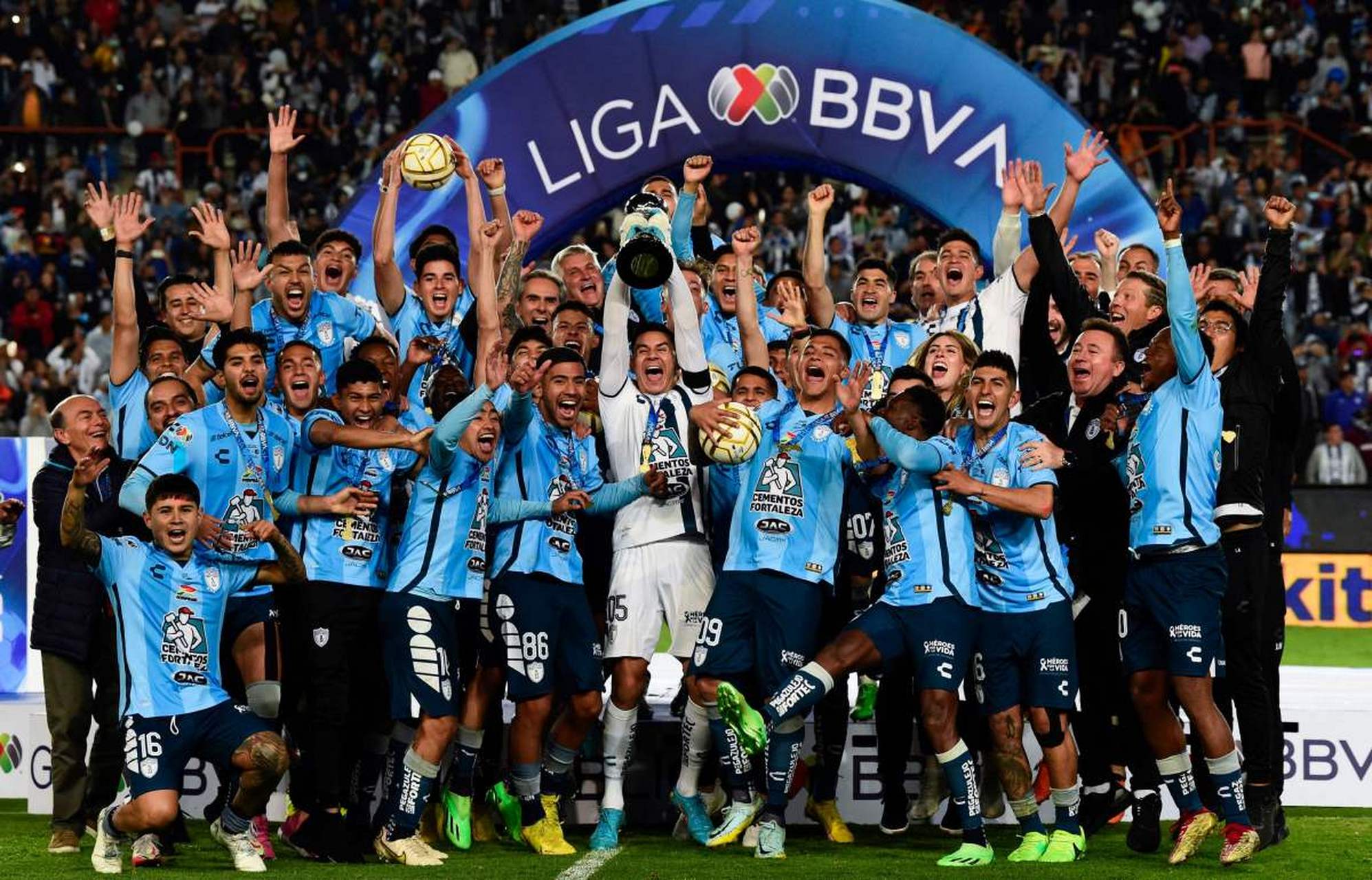 那不勒斯主场狂胜切尔西，豪取三分的简单介绍