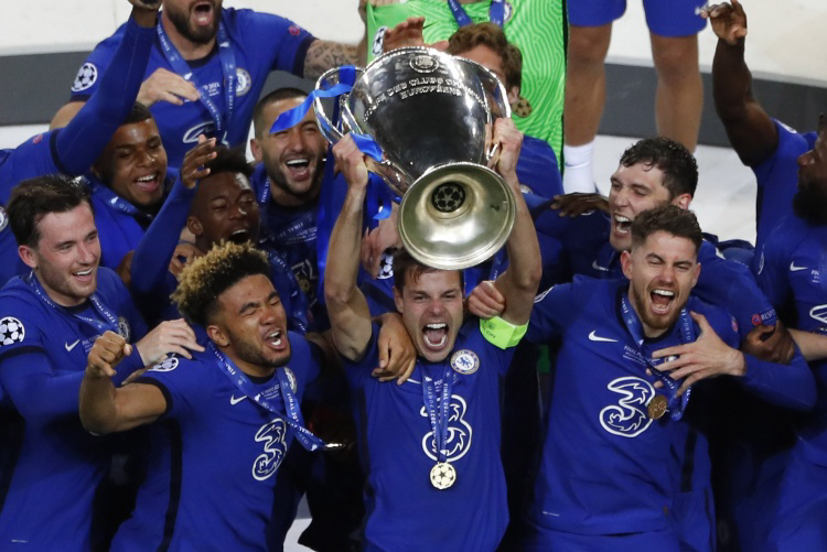 关于利物浦主场完胜，破茧成蝶晋级欧冠四强的信息