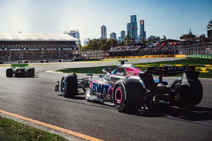 索伯车队完胜哈斯车队，拉塞尔惊艳四座的简单介绍