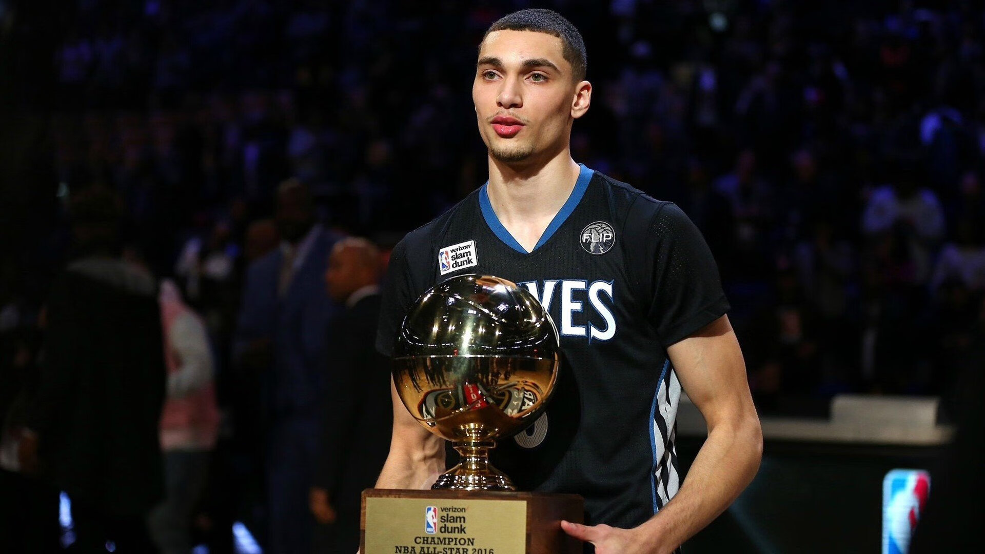 伊拉克奇迹之夜，托尼关键一击，力克乌拉圭夺魁