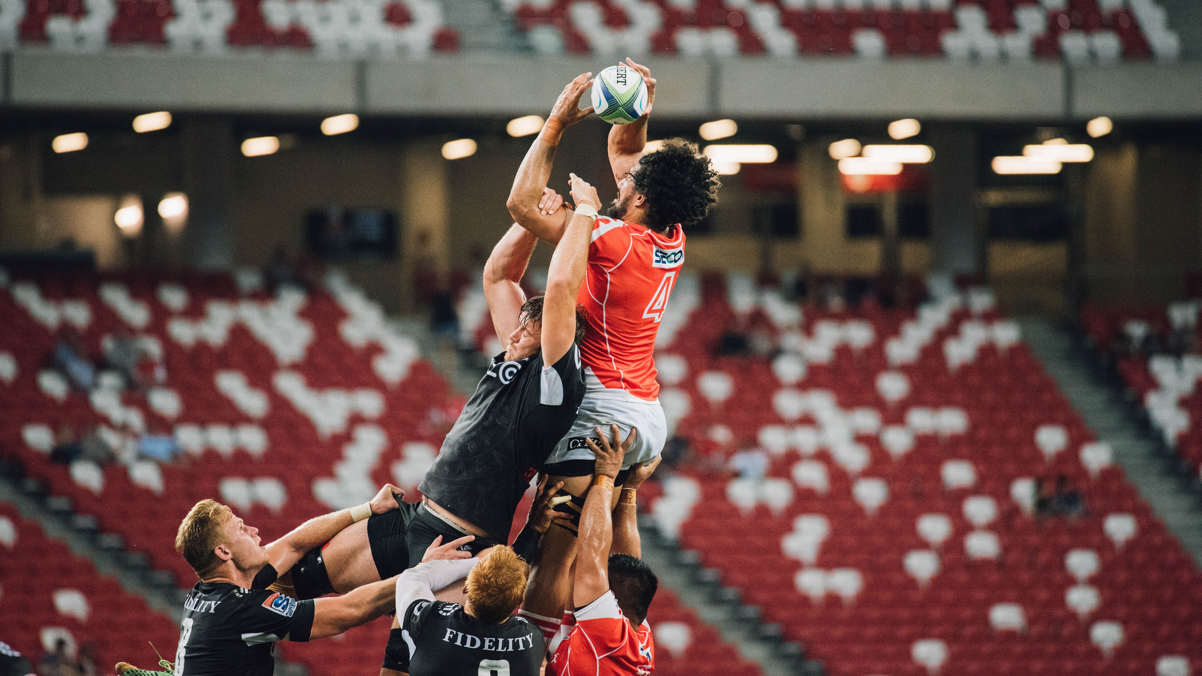 独行侠封锁广东队，保罗成为关键先生—跨时空的篮球传奇